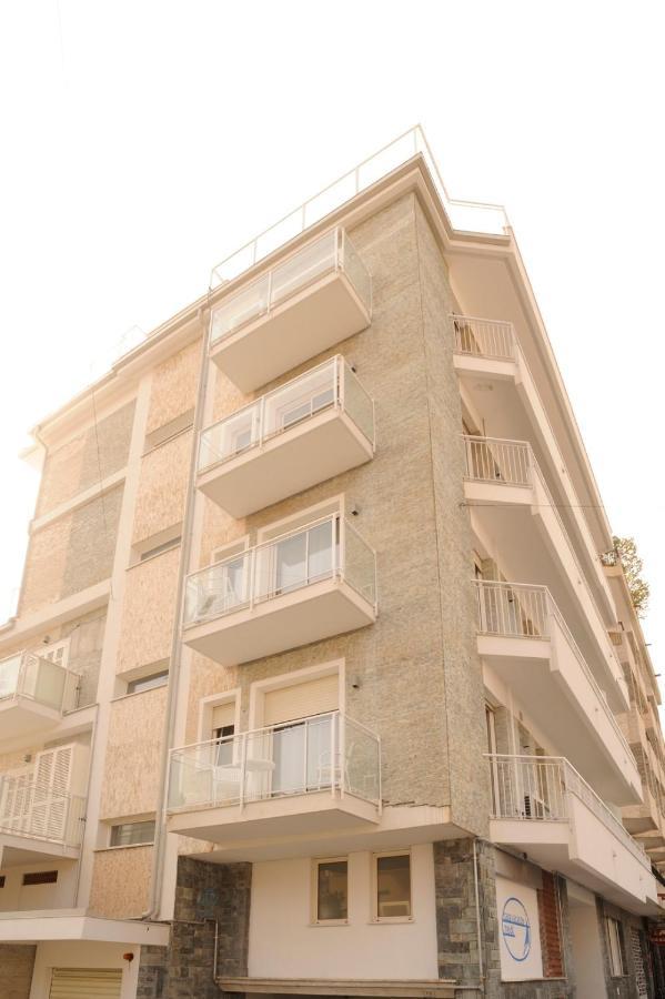 Casa Vacanze Medit Alassio Kültér fotó